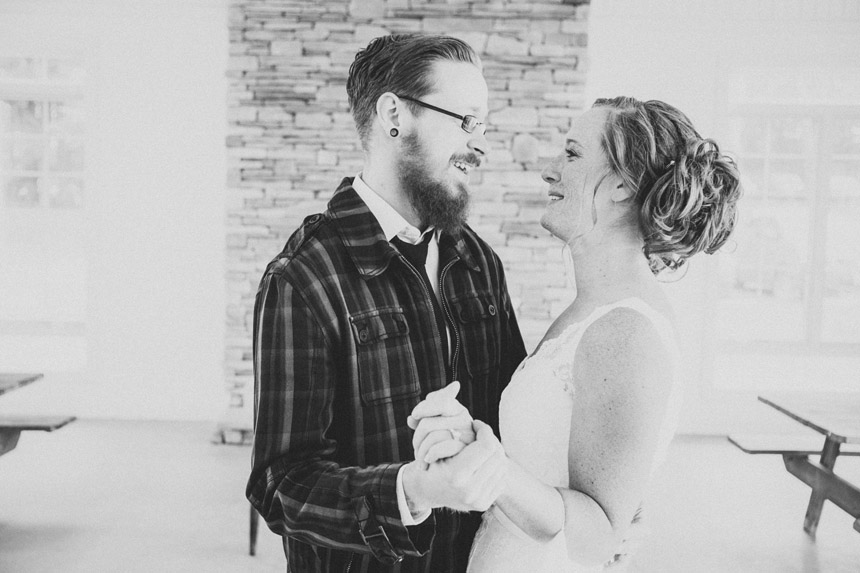 kari_eric_wedding_moffat_estate 139