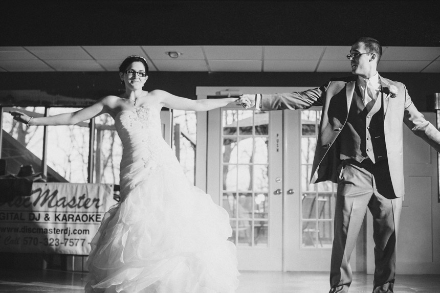 Jessica & Russell Scranton Wedding Photography 060