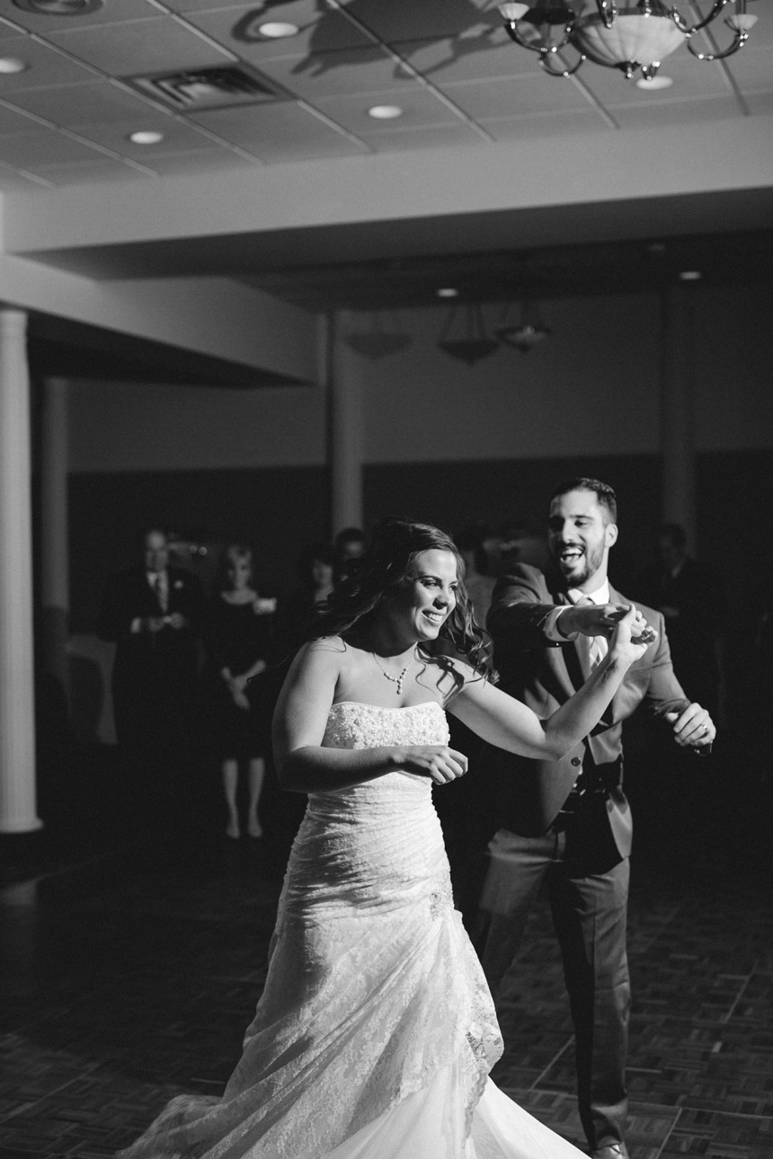Meredith & Ross Erhardt Resort Wedding Photography 080