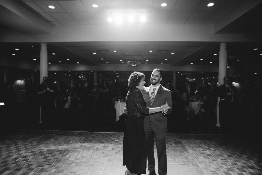 Meredith & Ross Erhardt Resort Wedding Photography 088