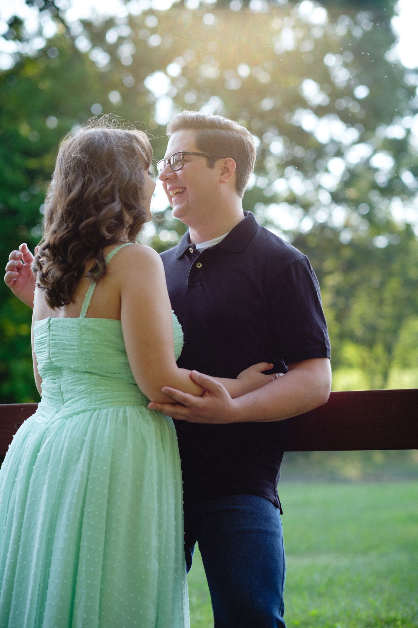 cassie-john-mcdade-park-engagement-photos-02